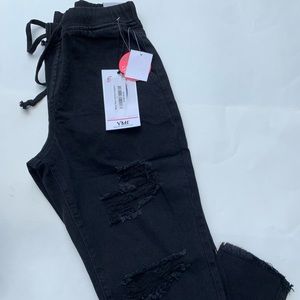 YMI Easy Fit Joggers size Medium